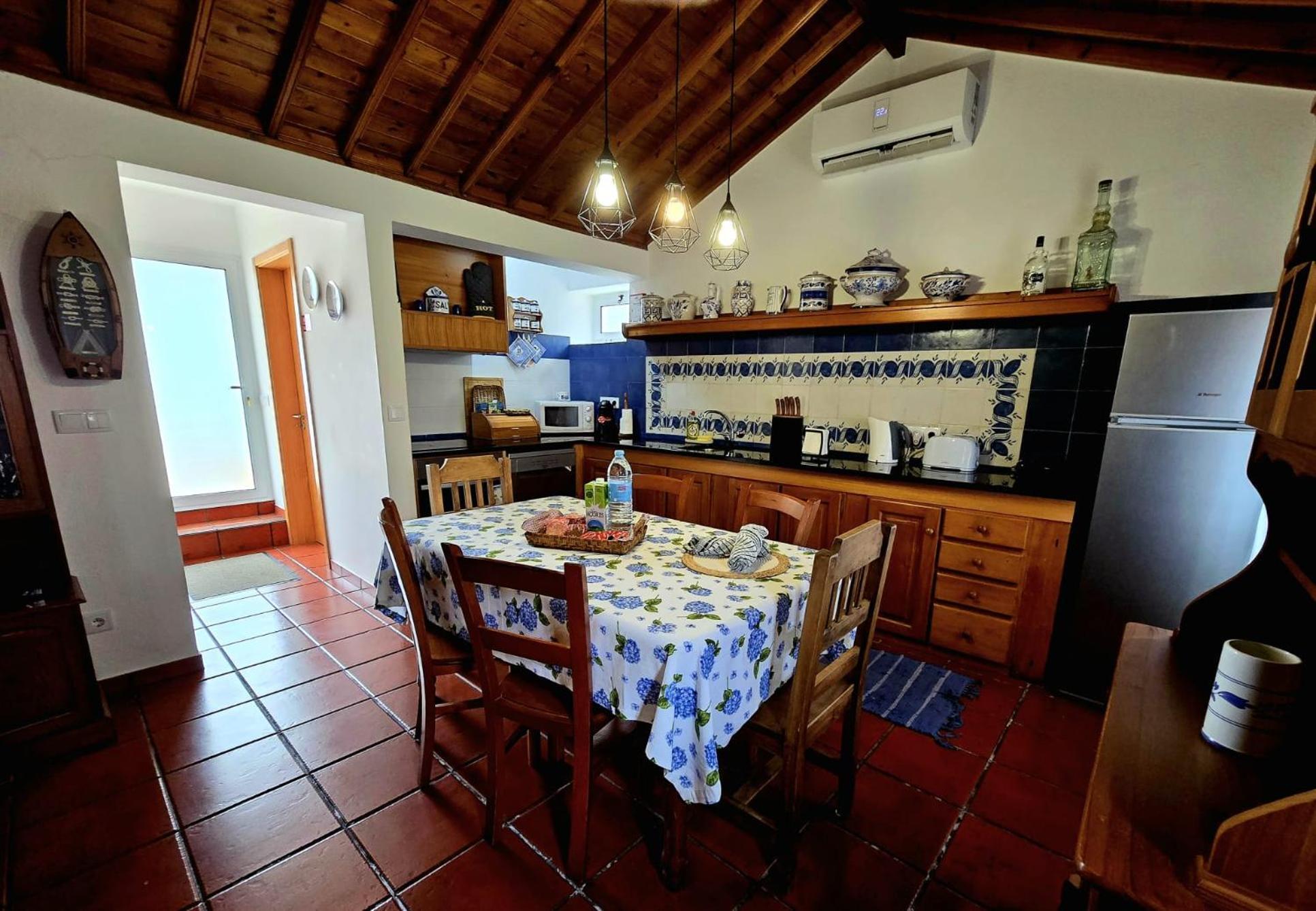 Mosteiros Sea House Bagian luar foto